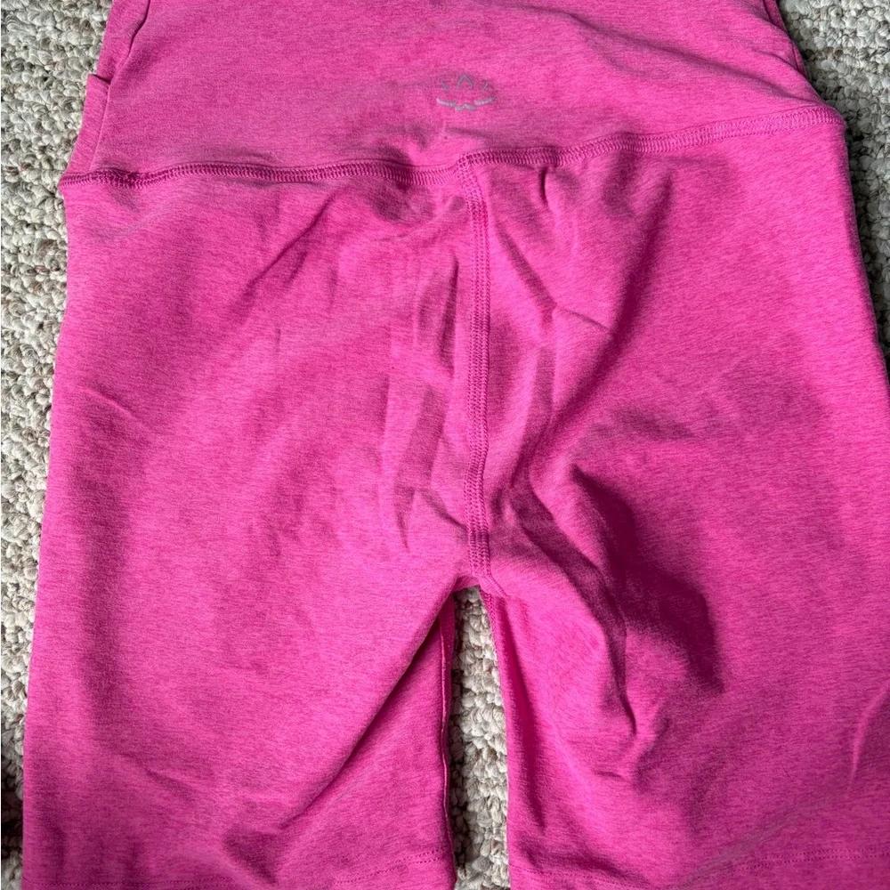 BEYOND YOGA Active crop Tank (m)and biker shorts(s) matching Set - Picture 6 of 8